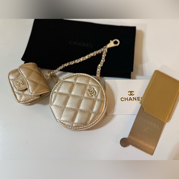Authentic beauty vip gift CHANEL Metallic Gold Quilted Bag Set- extra mirror - Picture 1 of 7